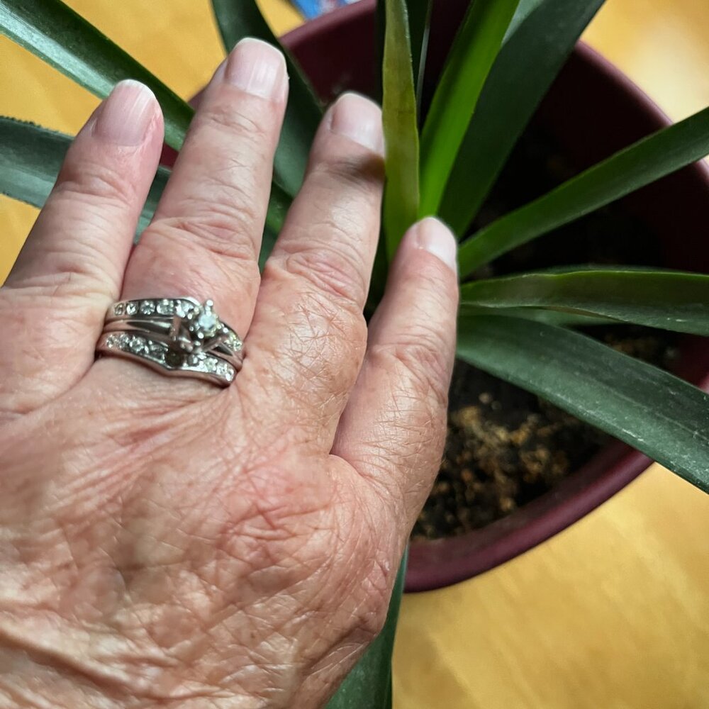 UNCAS Sterling Silver Cubic Zirconia Wedding Ring and Jacket Set Size 8